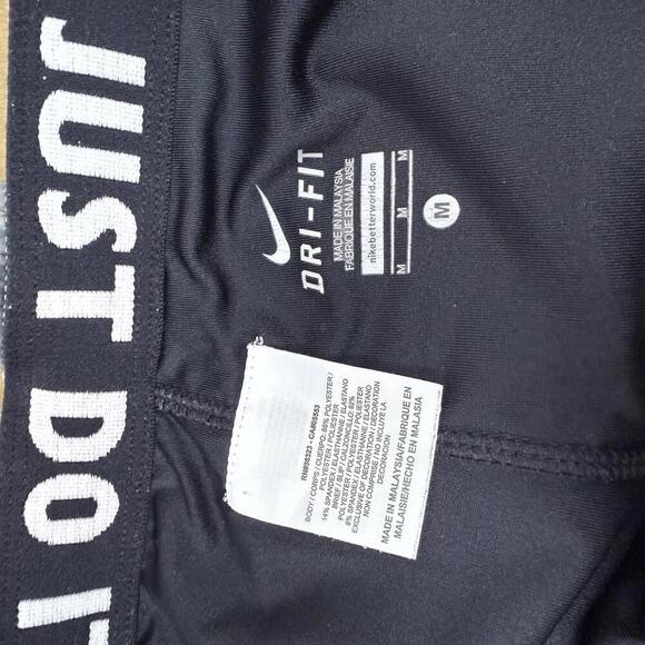 Nike Dri-FIT Plaid Running Shorts Women M Gray White Stretch Build In Tight Gym - Picture 6 of 9